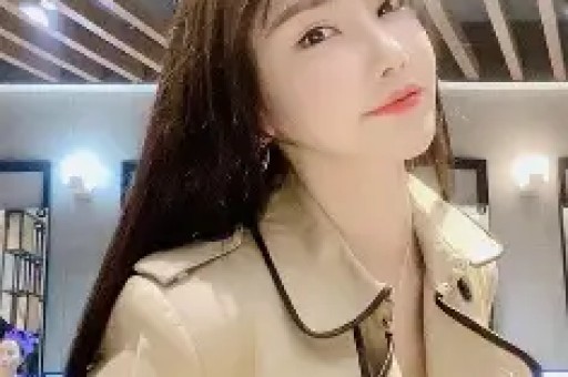 男星恋上网红女友全网热议吵翻了天这瓜到底香不香？